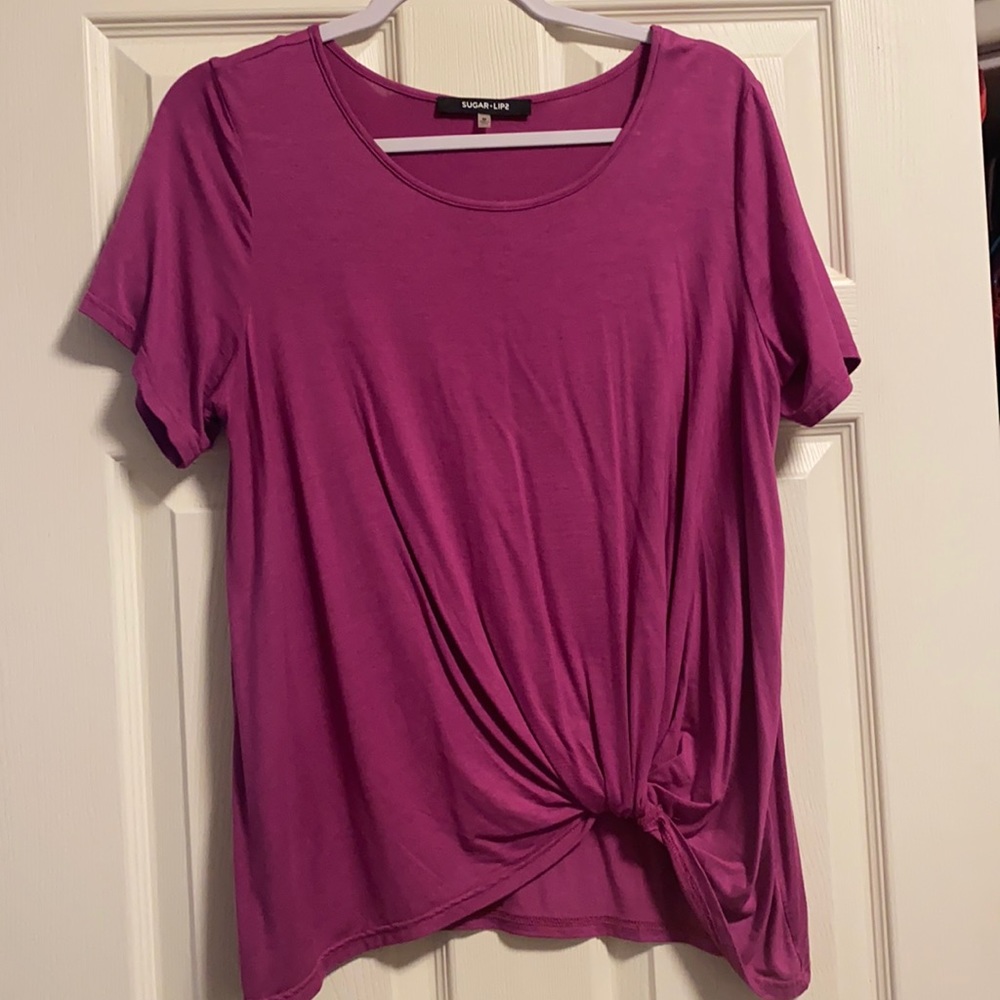 Sugar lips twisted front tee